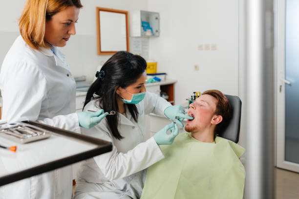 Best Dentist Open on Weekends  in Homestead Meadows North, TX
